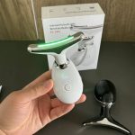 ⁦usb جهاز مساج للوجه والرقبة⁩ - الصورة ⁦2⁩
